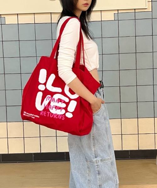 Vipoa（ヴィポア）の「LOVE big logo tote bag（トートバッグ・レディース・レッド/ピンク/イエロー/ネイビー・FREE）」の22枚目の写真