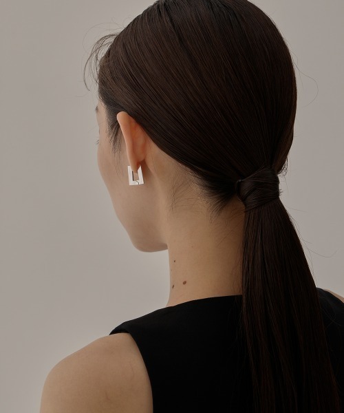 AFFECT（アフェクト）の「Every “Rectangle” Pierced（ピアス（両耳用）・レディース・ゴールド/シルバー・FREE）」の6枚目の写真