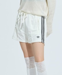 adidas｜アディダスのパンツ（ホワイト/白色系・ハーフ・ひざ丈）通販