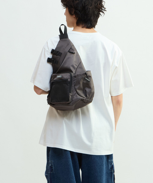 CONVERSE TOKYO(コンバーストウキョウ)の「STAR★ ONEPOINT COOL TOUCH TEE(Tシャツ/カットソー・レディース・ネイビー/ブラック/ホワイト・SMALL/MEDIUM)」の8枚目の写真