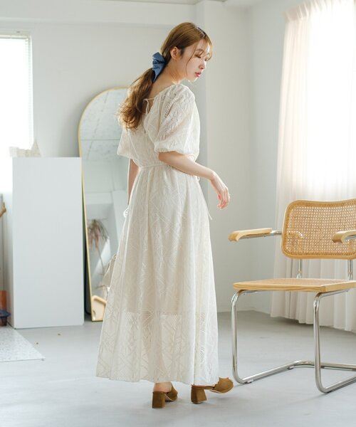 Kastane(カスタネ)の「【WEB限定/2サイズ展開/低身長サイズ】カットレースギャザーワンピース(ワンピース・レディース・ブラック/アイボリー・1/0)」の12枚目の写真