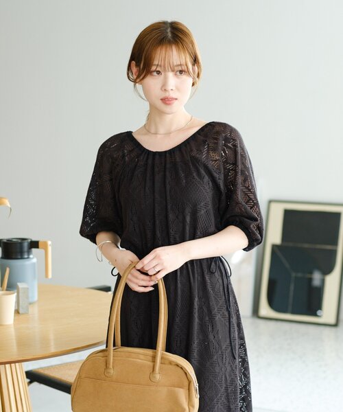 Kastane(カスタネ)の「【WEB限定/2サイズ展開/低身長サイズ】カットレースギャザーワンピース(ワンピース・レディース・ブラック/アイボリー・1/0)」の12枚目の写真