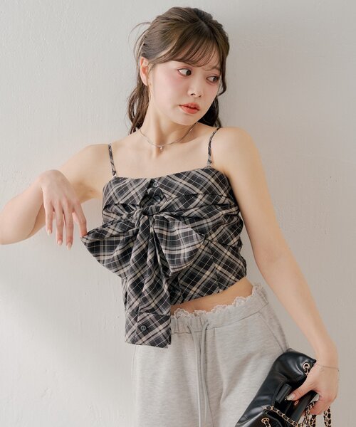 Chico(チコ)の「チェックリボンベアトップス(シャツ/ブラウス・レディース・ピンク/ブラック/グレイッシュベージュ/ベージュ・FREE)」の5枚目の写真