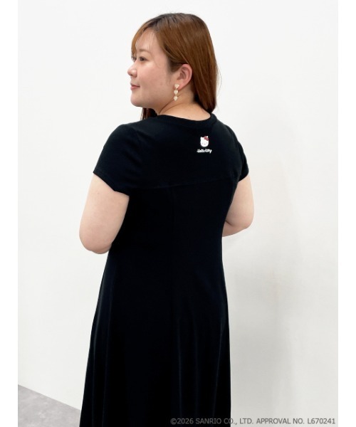 sanrio（サンリオ）の「＜大きいサイズ＞【ハローキティ】Aラインフレアカットワンピース marun（ワンピース・レディース・ピンク/ブラック・5L/4L/3L/LL/L）」の18枚目の写真