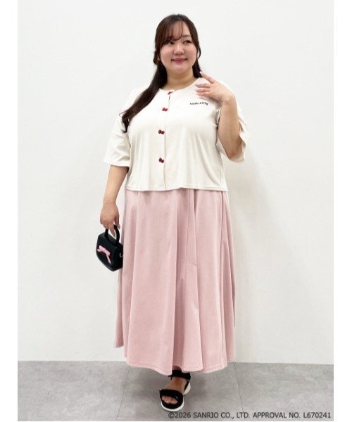 sanrio（サンリオ）の「＜大きいサイズ＞【ハローキティ】Aラインフレアカットワンピース marun（ワンピース・レディース・ピンク/ブラック・5L/4L/3L/LL/L）」の7枚目の写真