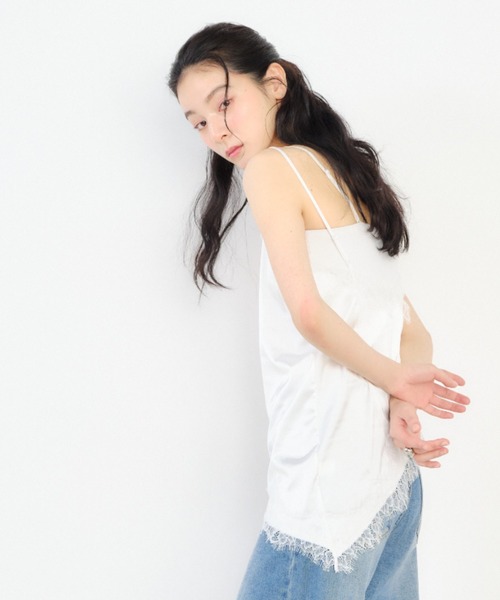 Shelly island(シェリーアイランド)の「アシメサテンキャミ(キャミソール・レディース・ホワイト/ブラック・FREE)」の18枚目の写真