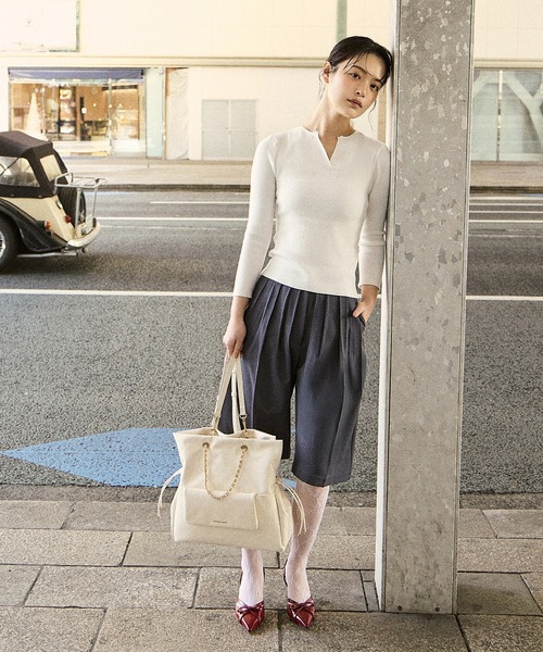 CHARLES & KEITH(チャールズ & キース)の「Kaleen カリーン スリングバックスティレット(パンプス・レディース・レッド/アイボリー/ブラック・25.5cm/25cm/24.5cm/23.5cm/23cm/22.5cm)」の8枚目の写真