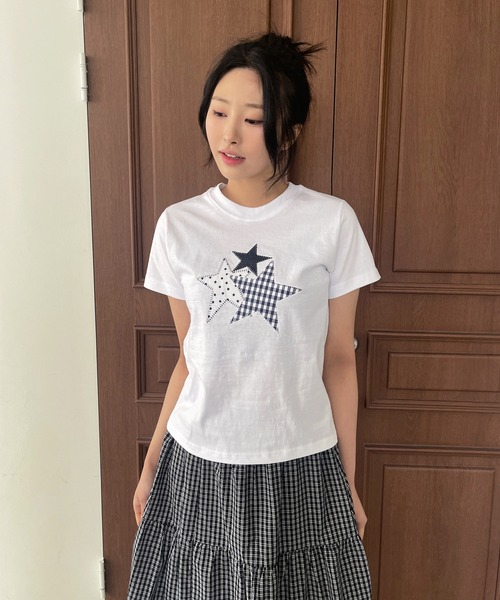 UNE MANSION(ユヌマンション)の「スターアップリケTシャツカットソー(Tシャツ/カットソー・レディース・ホワイト/ネイビー・FREE)」の2枚目の写真