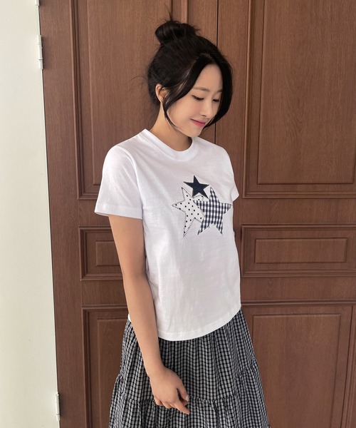 UNE MANSION(ユヌマンション)の「スターアップリケTシャツカットソー(Tシャツ/カットソー・レディース・ホワイト/ネイビー・FREE)」の4枚目の写真