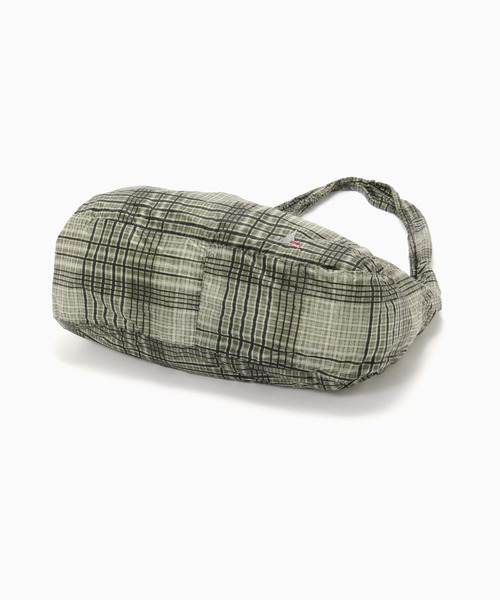 ROA(ロア)の「ROA / ロア LAKI PACKABLE KNOT BAG(ショルダーバッグ・メンズ・ブラック・FREE)」の4枚目の写真