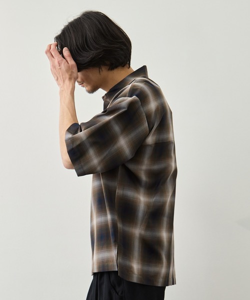 CITY TOKYO(シティトウキョウ)の「【CITY TOKYO】ソフトドレープオンブレチェックS/Sシャツ(シャツ/ブラウス・メンズ・ブラック/ライトブルー/ホワイト・1/2)」の6枚目の写真