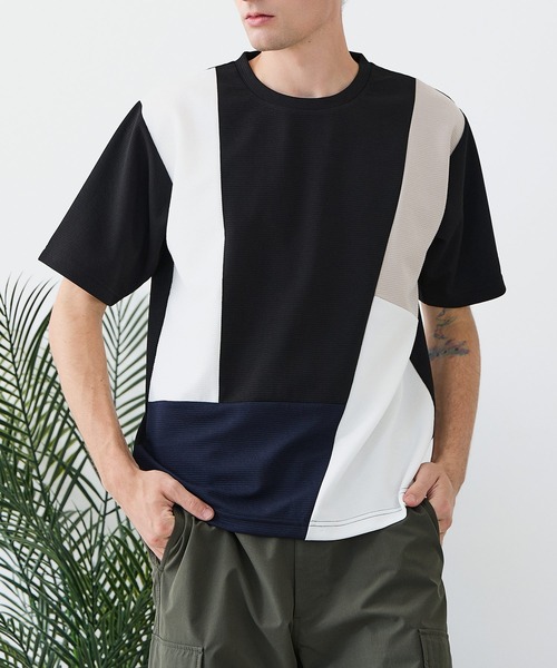 Blue Standard (ブルースタンダード)の「【BLUE STANDARD/ブルースタンダード】ドライリップル 切り替えデザインTシャツ 吸水速乾 ストレッチ イージーケア さらさら快適 カットソー(Tシャツ/カットソー・メンズ・ブルー系その他/ホワイト系その他/ブラック系その他2/ブラック系その他/ホワイト系その他2・LARGE/MEDIUM/X-LARGE)」の3枚目の写真