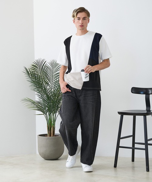 Blue Standard (ブルースタンダード)の「【BLUE STANDARD/ブルースタンダード】ドライリップル 切り替えデザインTシャツ 吸水速乾 ストレッチ イージーケア さらさら快適 カットソー(Tシャツ/カットソー・メンズ・ブルー系その他/ホワイト系その他/ブラック系その他2/ブラック系その他/ホワイト系その他2・LARGE/MEDIUM/X-LARGE)」の6枚目の写真