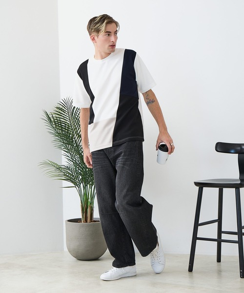 Blue Standard (ブルースタンダード)の「【BLUE STANDARD/ブルースタンダード】ドライリップル 切り替えデザインTシャツ 吸水速乾 ストレッチ イージーケア さらさら快適 カットソー(Tシャツ/カットソー・メンズ・ブルー系その他/ホワイト系その他/ブラック系その他2/ブラック系その他/ホワイト系その他2・LARGE/MEDIUM/X-LARGE)」の8枚目の写真