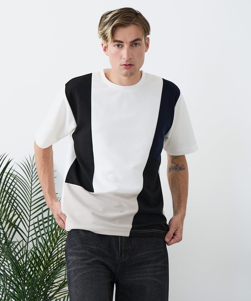 Blue Standard (ブルースタンダード)の「【BLUE STANDARD/ブルースタンダード】ドライリップル 切り替えデザインTシャツ 吸水速乾 ストレッチ イージーケア さらさら快適 カットソー(Tシャツ/カットソー・メンズ・ブルー系その他/ホワイト系その他/ブラック系その他2/ブラック系その他/ホワイト系その他2・LARGE/MEDIUM/X-LARGE)」の11枚目の写真