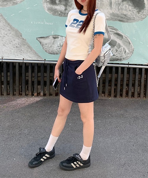 shyam inspiration(シャムインスピレーション)の「ナンバープリントミニTシャツ/リンガーTシャツ/半袖(Tシャツ/カットソー・レディース・アイボリー/グレー・S/M)」の6枚目の写真