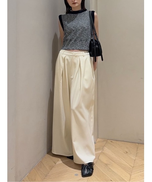 STYLEMIXER(スタイルミキサー)の「ローウエストタックワイドパンツ(その他パンツ・レディース・ベージュ/ブラック/アイボリー・MEDIUM/SMALL)」の4枚目の写真