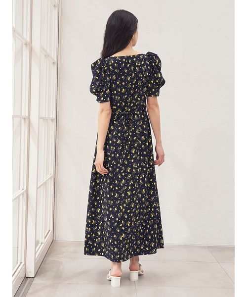 SNIDEL(スナイデル)の「【販路限定サイズあり】Sustainableフルーツプリントワンピース(ワンピース・レディース・ダークネイビー/ピンク/アイボリー・00/2/1/0)」の15枚目の写真