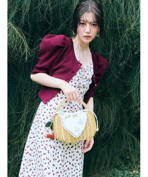 SNIDEL(スナイデル)の「【販路限定サイズあり】Sustainableフルーツプリントワンピース(ワンピース・レディース・ダークネイビー/ピンク/アイボリー・00/2/1/0)」の7枚目の写真