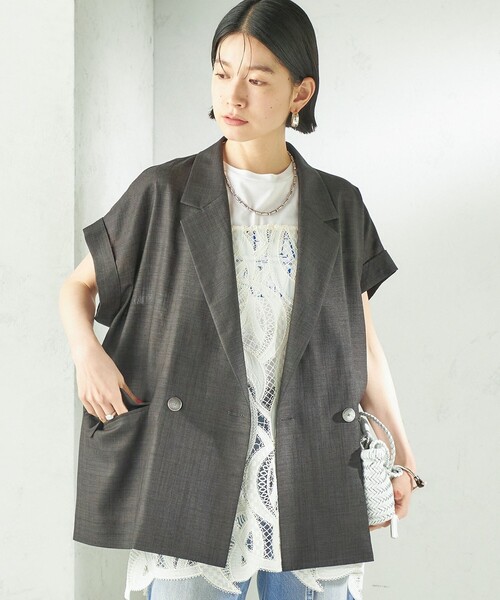 SHIPS(シップス)の「【実力派ベーシック】〈接触冷感/UVカット/吸水速乾/洗濯機可能〉SUUSUU フレンチ スリーブ 羽織 ジャケット(テーラードジャケット・レディース・ブラウン/ダークグレー・ONE SIZE)」の10枚目の写真