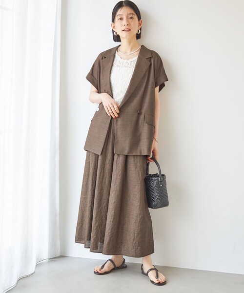SHIPS(シップス)の「【実力派ベーシック】〈接触冷感/UVカット/吸水速乾/洗濯機可能〉SUUSUU フレンチ スリーブ 羽織 ジャケット(テーラードジャケット・レディース・ブラウン/ダークグレー・ONE SIZE)」の16枚目の写真