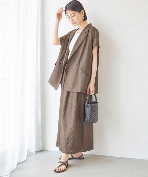 SHIPS(シップス)の「【実力派ベーシック】〈接触冷感/UVカット/吸水速乾/洗濯機可能〉SUUSUU フレンチ スリーブ 羽織 ジャケット(テーラードジャケット・レディース・ブラウン/ダークグレー・ONE SIZE)」の17枚目の写真