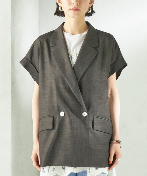 SHIPS（シップス）の「【実力派ベーシック】〈接触冷感/UVカット/吸水速乾/洗濯機可能〉SUUSUU フレンチ スリーブ  ジャケット（テーラードジャケット・レディース・ブラウン/ダークグレー・ONE SIZE）」の19枚目の写真