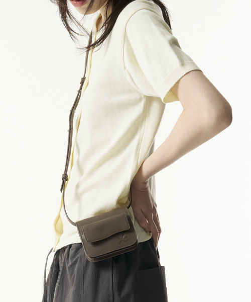 THECOLDESTMOMENT(ザコールデストモーメント)の「TCM 3-way mini flap bag (brown)(メッセンジャーバッグ・レディース・その他・OS)」の8枚目の写真
