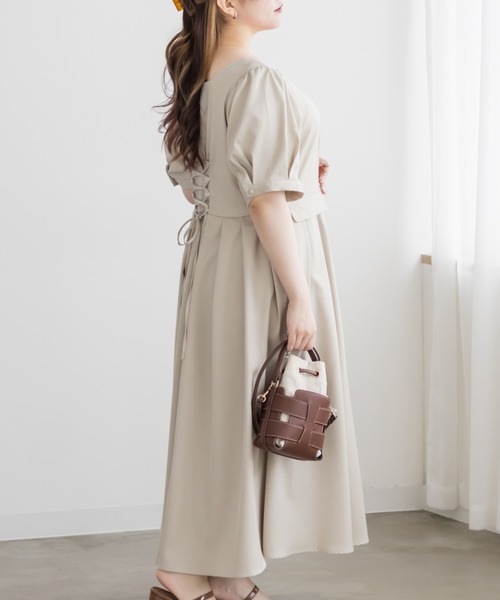 CLETTE（クレット）の「CLETTEオリジナルクロスチョーカーサイドプリーツワンピース（ワンピース・レディース・ライトベージュ/ネイビー/グレー・4L/3L/LL）」の10枚目の写真