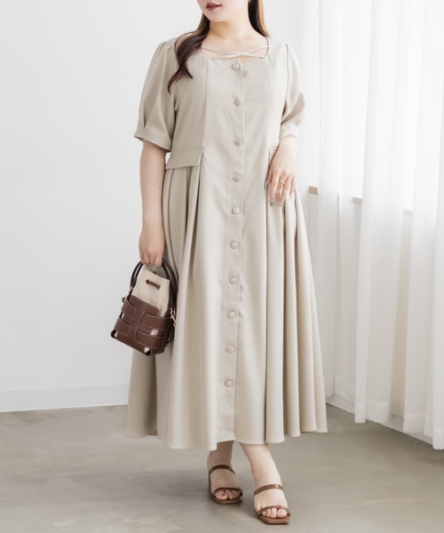 CLETTE（クレット）の「CLETTEオリジナルクロスチョーカーサイドプリーツワンピース（ワンピース・レディース・ライトベージュ/ネイビー/グレー・4L/3L/LL）」の11枚目の写真