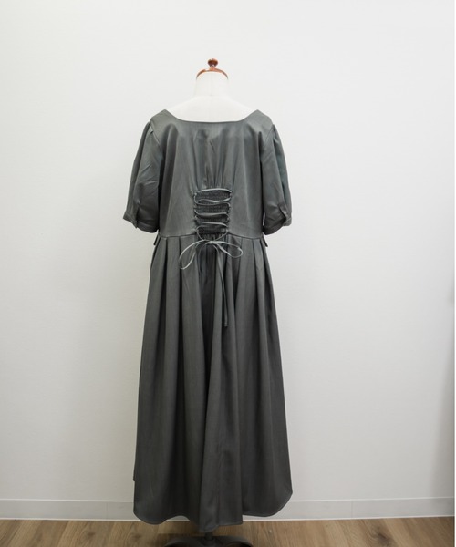 CLETTE（クレット）の「CLETTEオリジナルクロスチョーカーサイドプリーツワンピース（ワンピース・レディース・ライトベージュ/ネイビー/グレー・4L/3L/LL）」の17枚目の写真
