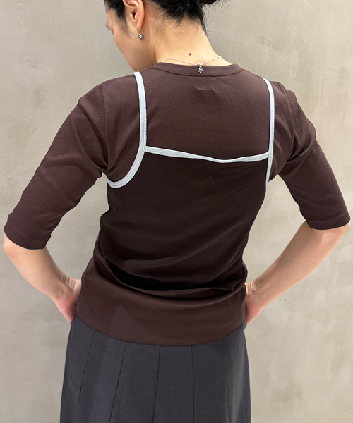 IENA LA BOUCLE(イエナラブークル)の「IENA LA BOUCLE コットンリブスナップハーフスリーブカーディガン(Tシャツ/カットソー・レディース・ブラウン/ブラック・FREE)」の16枚目の写真
