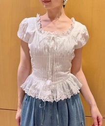 コルセットペプラムブラウスを使った人気ファッションコーディネート