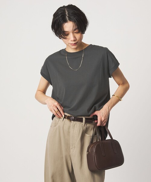 green label relaxing（グリーンレーベルリラクシング）の「バックスリット   プルオーバー カットソー 制菌（Tシャツ/カットソー・レディース・ダークグレー/オフホワイト/ブラウン/ライム・FREE）」の3枚目の写真