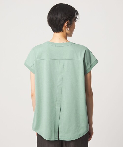 green label relaxing（グリーンレーベルリラクシング）の「バックスリット   プルオーバー カットソー 制菌（Tシャツ/カットソー・レディース・ダークグレー/オフホワイト/ブラウン/ライム・FREE）」の11枚目の写真