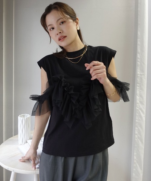 CORNERS(コーナーズ)の「2wayチュールフリルフレンチTシャツ(Tシャツ/カットソー・レディース・オフホワイト/ブラック/オリーブ/モカ・M)」の2枚目の写真