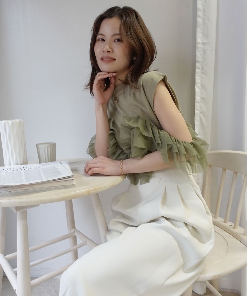 CORNERS(コーナーズ)の「2wayチュールフリルフレンチTシャツ(Tシャツ/カットソー・レディース・オフホワイト/ブラック/オリーブ/モカ・M)」の17枚目の写真