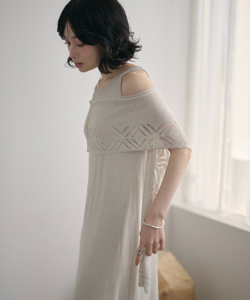 LAULEN(ローレン)の「multi way shawl set american sleeve dress /マルチウェイショールセット アメリカンスリーブドレス(ワンピース・レディース・グレー/ブラック・FREE)」の11枚目の写真
