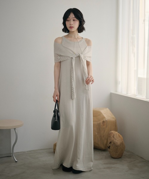 LAULEN(ローレン)の「multi way shawl set american sleeve dress /マルチウェイショールセット アメリカンスリーブドレス(ワンピース・レディース・グレー/ブラック・FREE)」の19枚目の写真