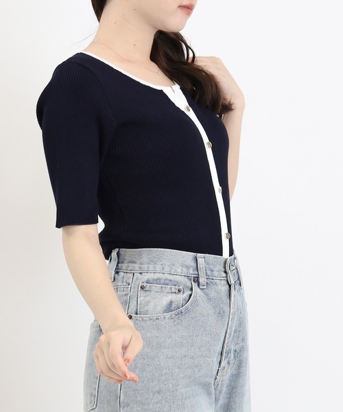 ASTORIA ODIER(アストリアオディール)の「スリットネックリブニット(接触冷感/抗ピル加工)(ニット/セーター・レディース・ネイビー/ホワイト×ネイビー/ホワイト/サックスブルー・LARGE/MEDIUM)」の21枚目の写真