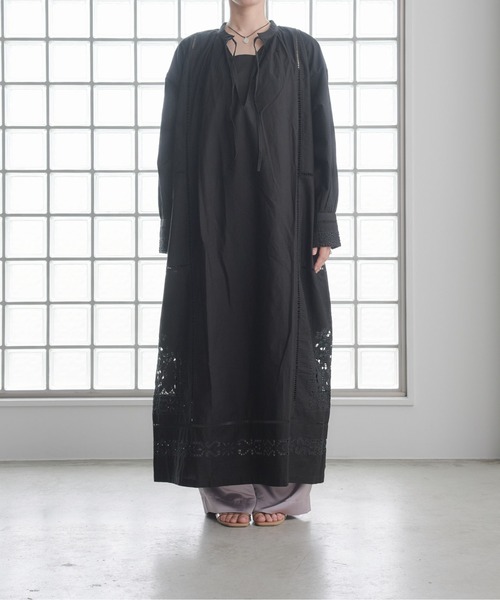 Pqran(クラン)の「カットワーク刺繍カフタンワンピース(ワンピース・レディース・ブラック/オフホワイト・FREE)」の11枚目の写真