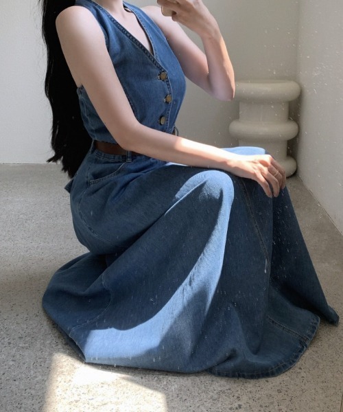 YUGA(ユーガ)の「YUGA_YGMC Korean-style Halter neck denim long dress(ワンピース・レディース・インディゴブルー・FREE)」の14枚目の写真