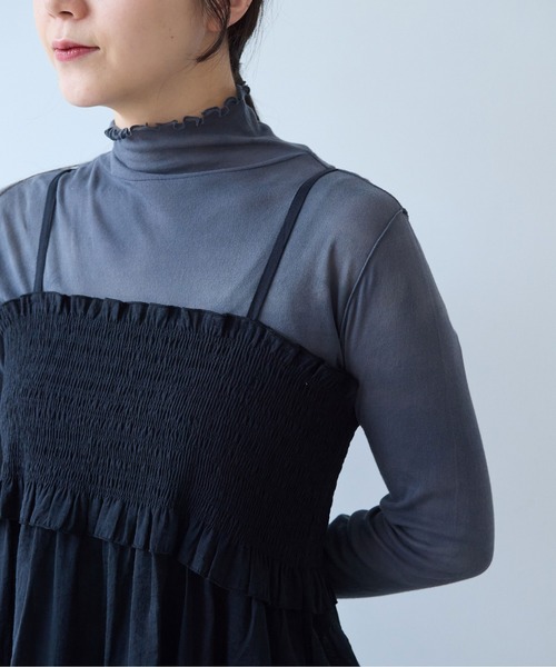 yuni(ユニ )の「Cotton Nylon sheer shirring jumper skirt(ワンピース・レディース・ブラック/グレー・FREE)」の12枚目の写真