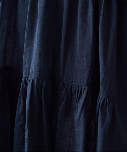 yuni(ユニ )の「Cotton Nylon sheer shirring jumper skirt(ワンピース・レディース・ブラック/グレー・FREE)」の17枚目の写真
