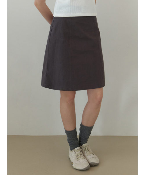 THEMITTEN(ザ・ミトン)の「Ceder midi skirt (charcoal)(スカート・レディース・その他・SMALL/MEDIUM)」の2枚目の写真