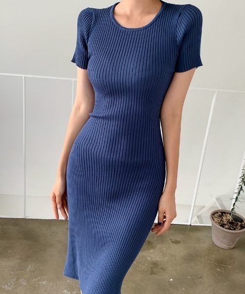 LETee(レティー)の「バックリボンで後ろ姿まで可愛い♪抜け感たっぷりニットワンピース(ワンピース・レディース・ネイビー/ブラック・FREE)」の22枚目の写真