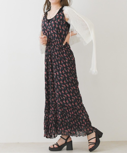 MISCH MASCH(ミッシュマッシュ)の「2026春夏新作 フェミニンフラワーキャミワンピース(ワンピース・レディース・ピンク/ブルー・フリ-)」の17枚目の写真