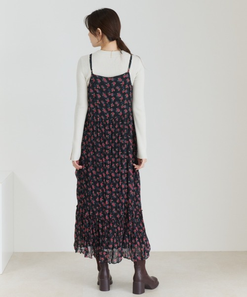 MISCH MASCH(ミッシュマッシュ)の「2026春夏新作 フェミニンフラワーキャミワンピース(ワンピース・レディース・ピンク/ブルー・フリ-)」の18枚目の写真