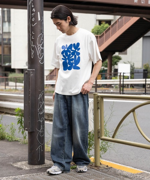 BAYFLOW（ベイフロー）の「[WEB限定/ユニセックス]アソートアートデザインTシャツ（Tシャツ/カットソー・レディース・チャコールグレー/オフホワイト/ピンク/ライトイエロー・SMALL/MEDIUM）」の16枚目の写真