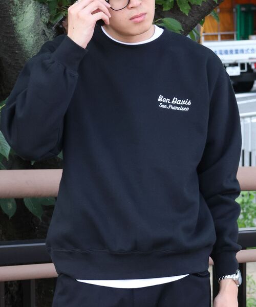 BEN DAVIS(ベンデイビス)の「【BEN DAVIS(ベンデイビス)】Graphic Sweatshirt / スウェット クルーネック グラフィック 裏起毛 ユニセックス(スウェット・メンズ・ブラック/グレー/ダークグリーン・LARGE/MEDIUM/X-LARGE)」の5枚目の写真